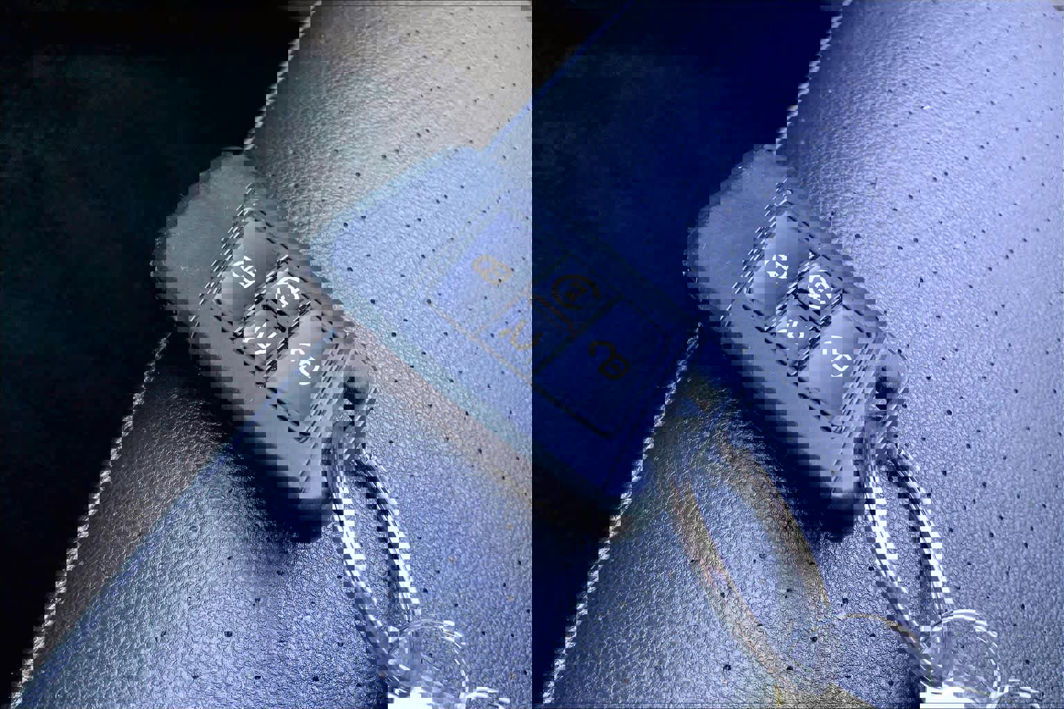 Used 2024 Volkswagen Jetta SE image 15