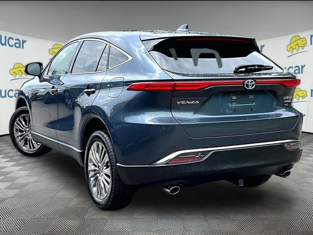 Certified 2022 Toyota Venza Limited w/ Advanced Technology Package AWD/4WD image 4