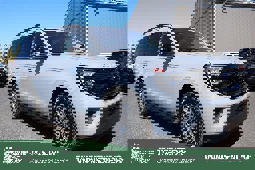 Used 2025 Ford Expedition Active