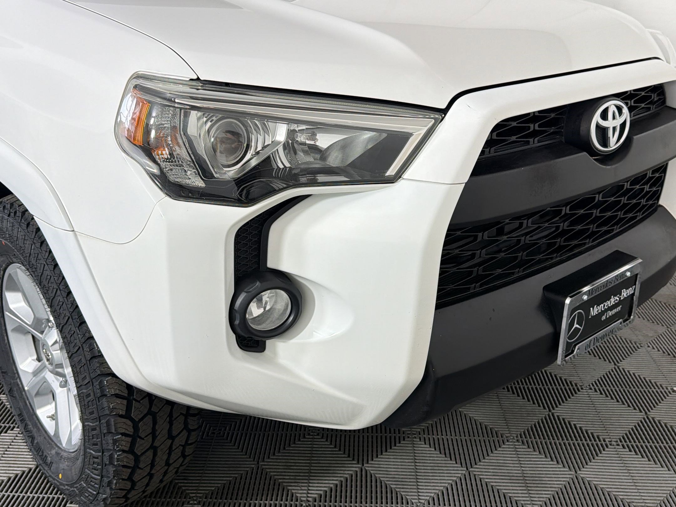 Used 2018 Toyota 4Runner SR5 image 11
