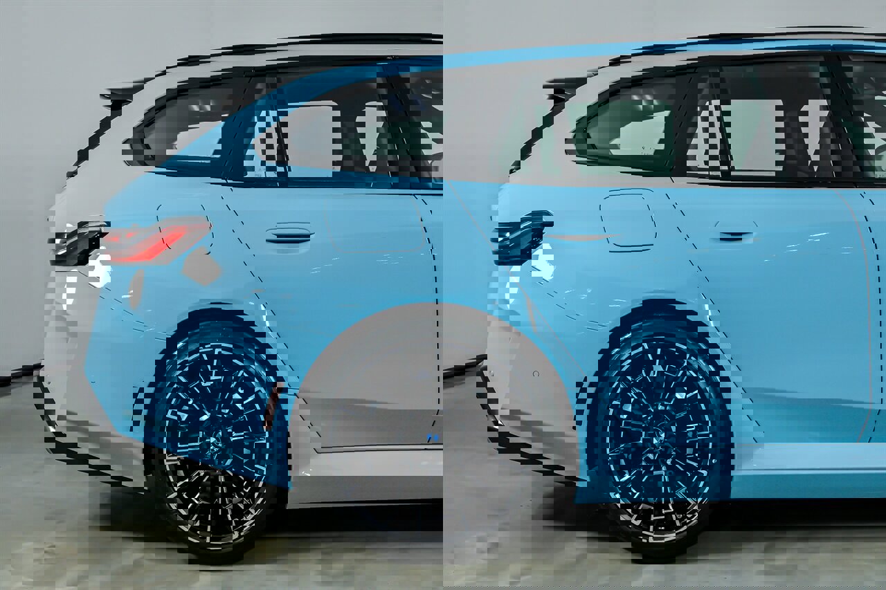 Used 2026 BMW M5 Touring w/ Executive Package image 13