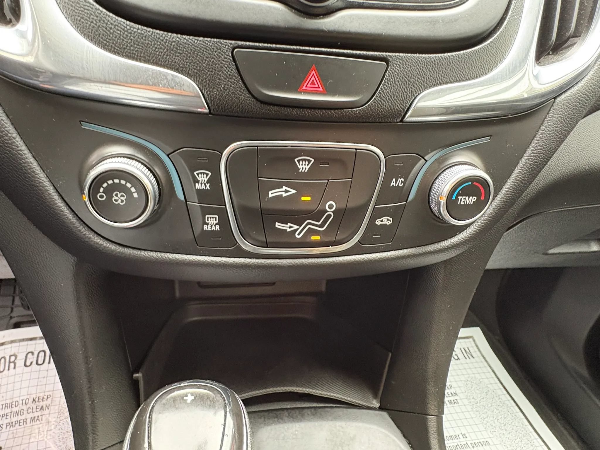 Used 2021 Chevrolet Equinox LT AWD/4WD image 37
