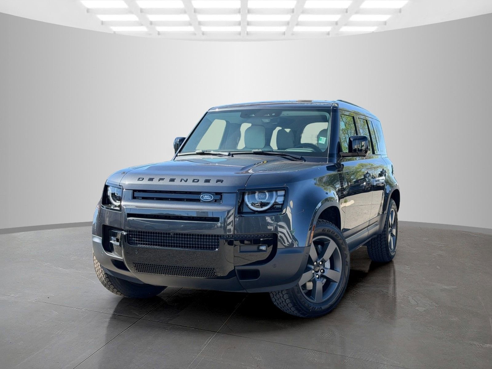 New 2026 Land Rover Defender 110 S AWD/4WD image 1
