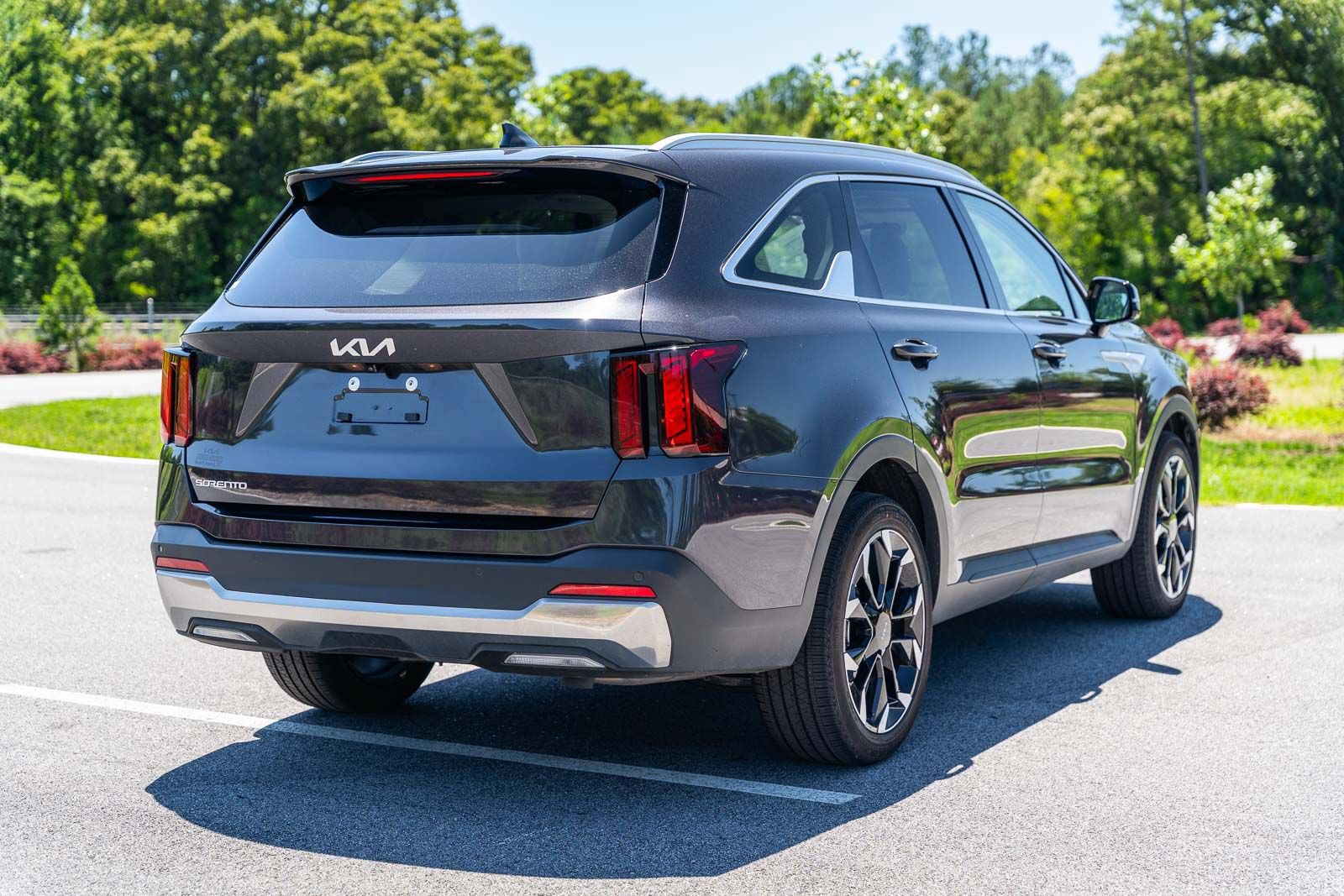 Used 2025 Kia Sorento EX w/ Panoramic Sunroof Package FWD image 7