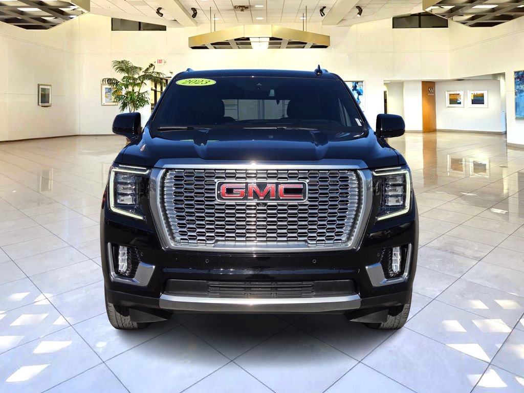 Used 2023 GMC Yukon Denali image 2