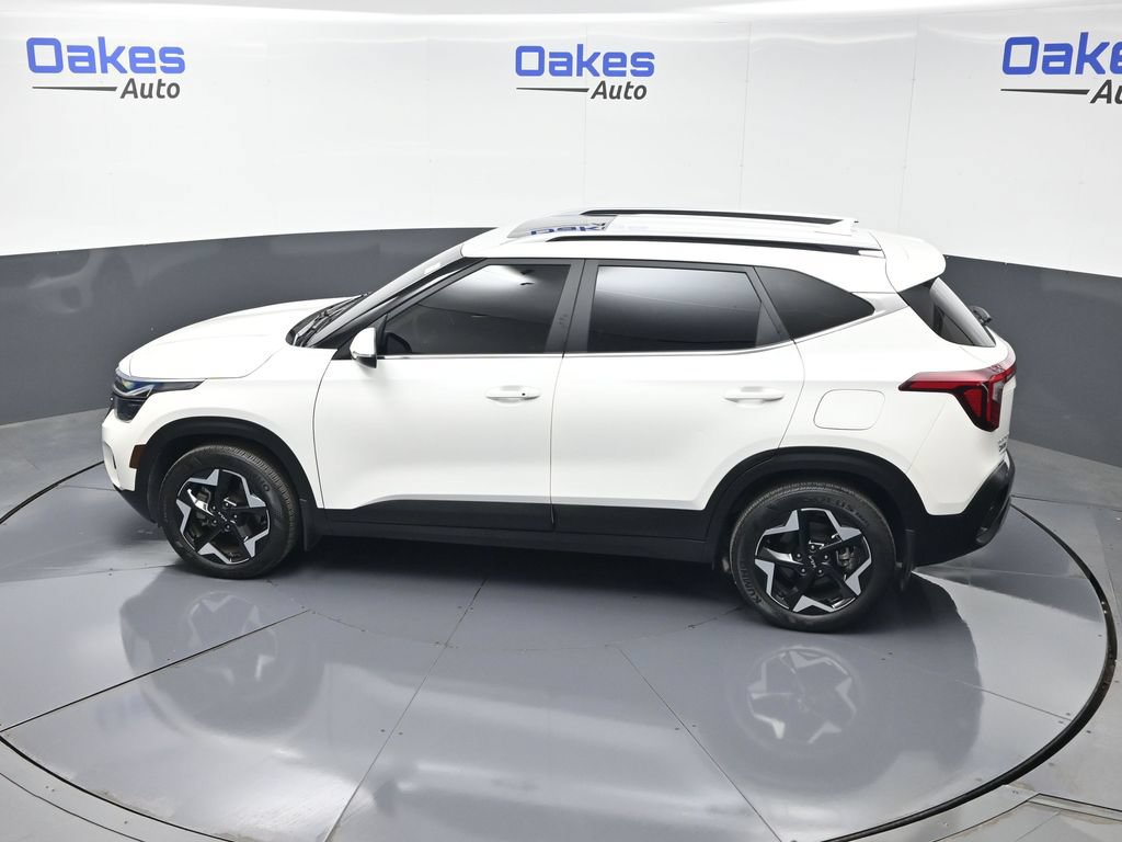 Used 2024 Kia Seltos EX AWD/4WD image 49