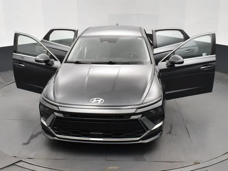 Used 2024 Hyundai Sonata SEL FWD image 10