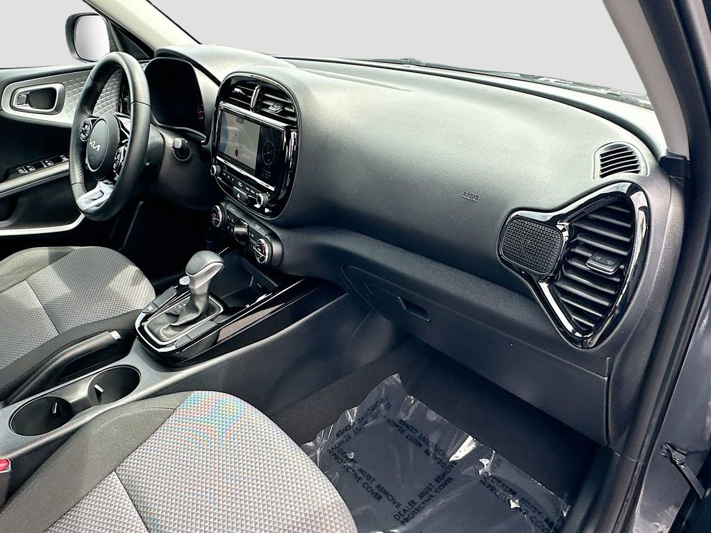 Certified 2022 Kia Soul X-Line image 27