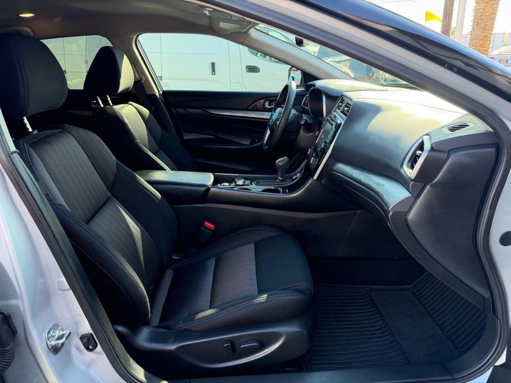 Used 2018 Nissan Maxima 3.5 S image 21