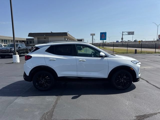 Used 2024 Buick Encore GX Sport Touring AWD/4WD image 2