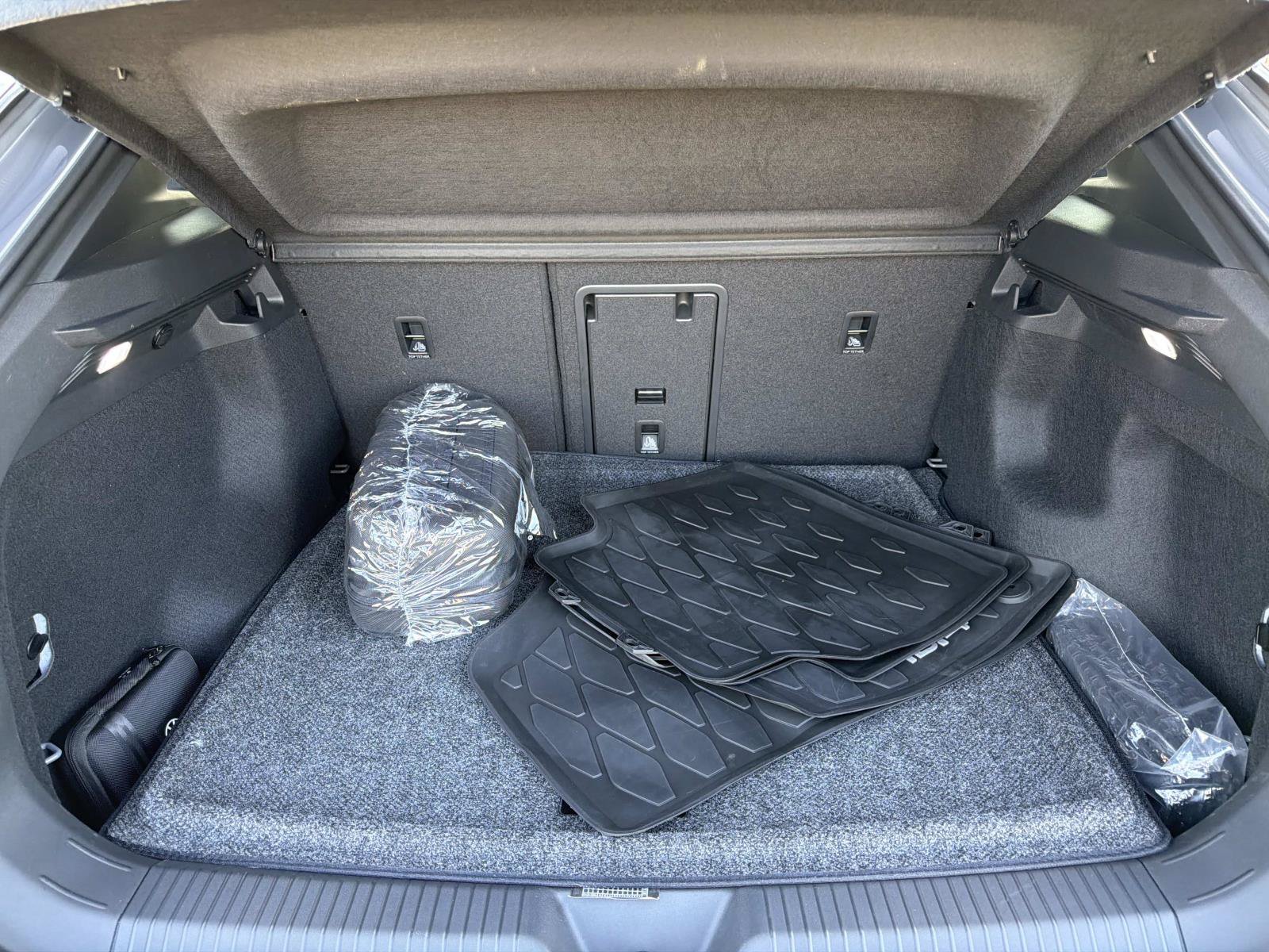 Certified 2023 Volkswagen ID.4 Pro S RWD image 5