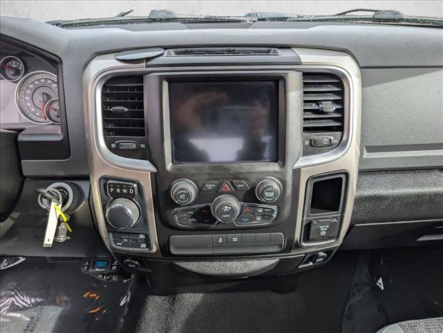Used 2019 RAM 1500 Classic SLT w/ Luxury Group image 12