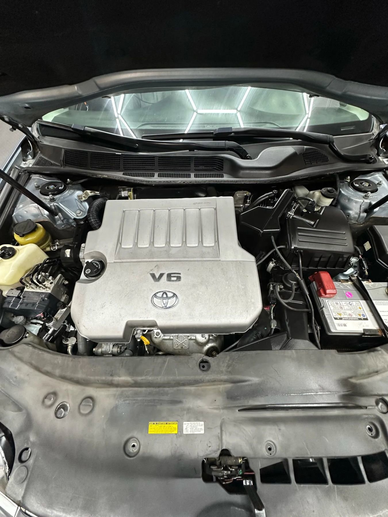 Used 2012 Toyota Avalon Limited image 30