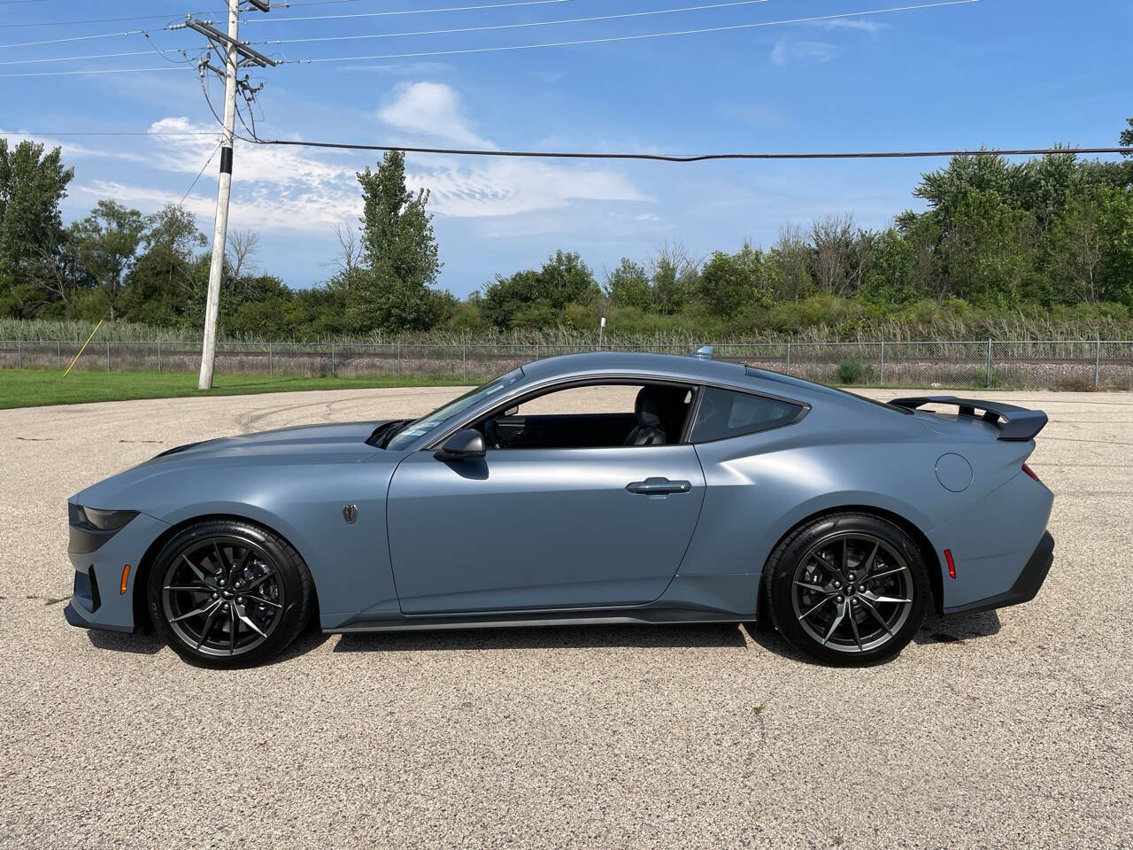 Used 2025 Ford Mustang Dark Horse RWD image 1