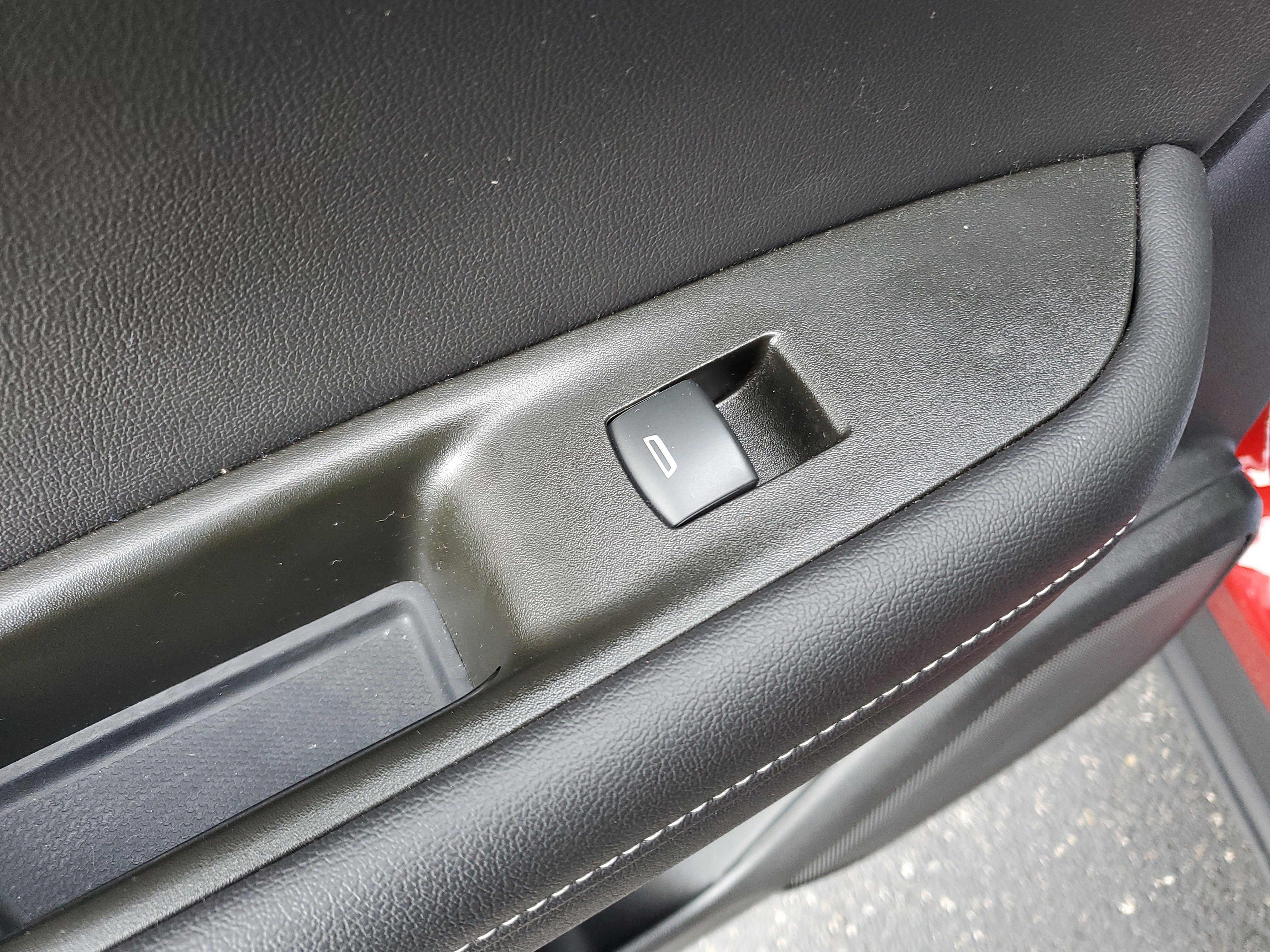 Used 2023 Chevrolet Blazer LT w/ Midnight/Sport Edition image 33