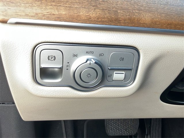 Used 2021 Mercedes-Benz GLE 350 w/ Premium Package image 24