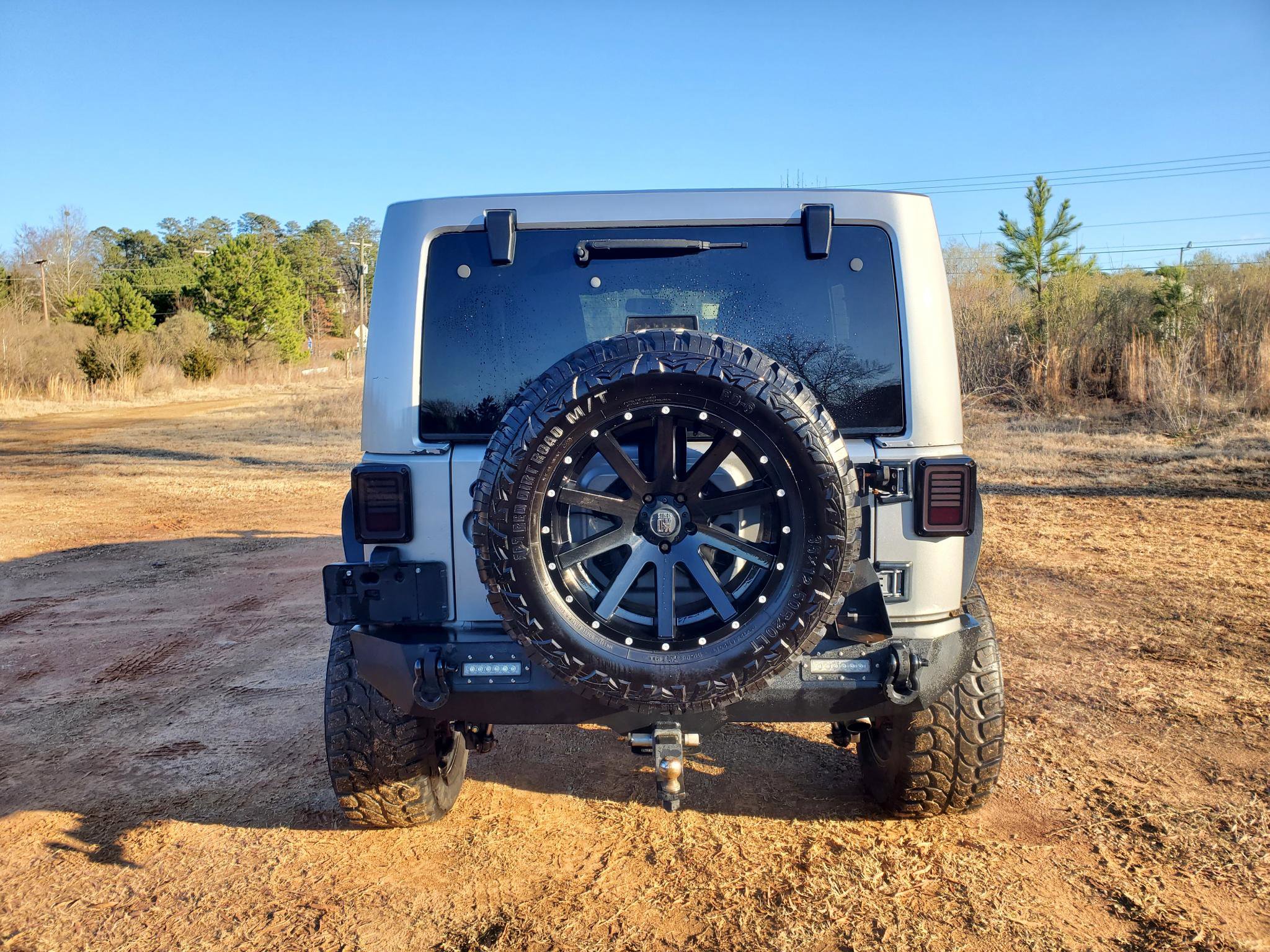 Used 2014 Jeep Wrangler Unlimited Sahara image 11