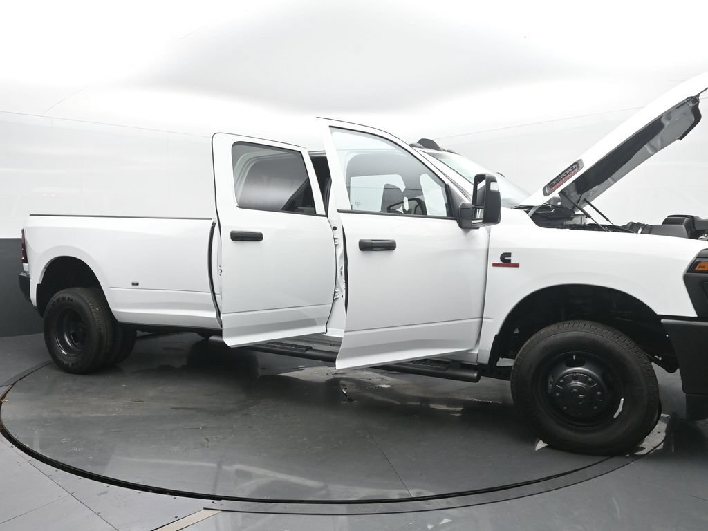 New 2026 RAM 3500 Tradesman AWD/4WD image 71