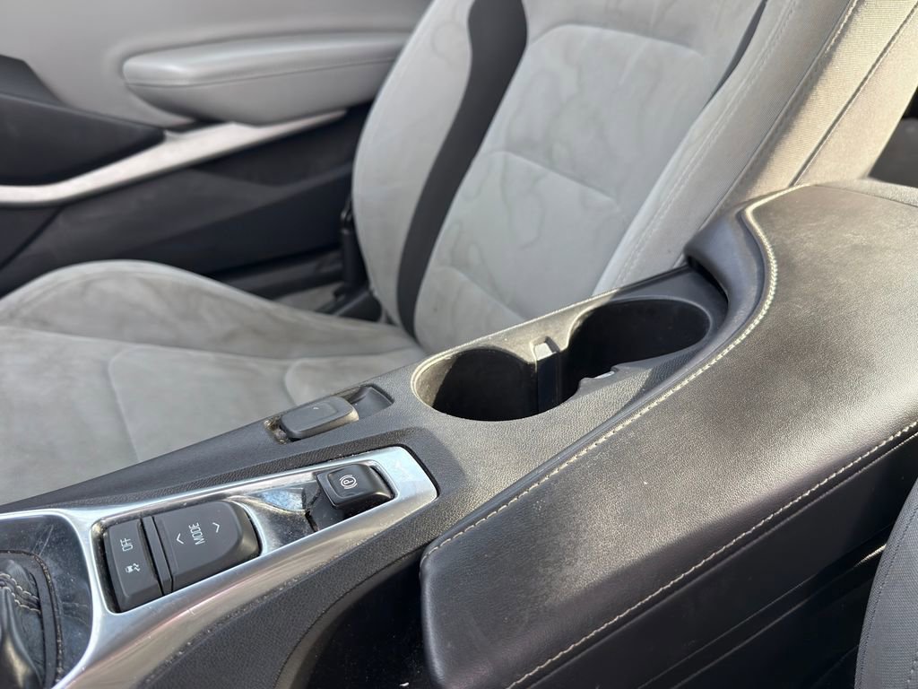 Used 2018 Chevrolet Camaro LT w/ RS Package image 27