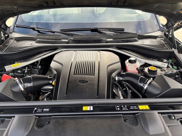 Used 2024 Land Rover Range Rover Long Wheelbase SE image 23