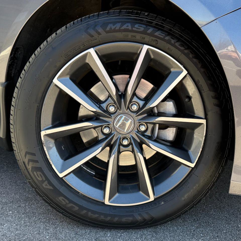 Used 2021 Honda Accord EX-L image 19