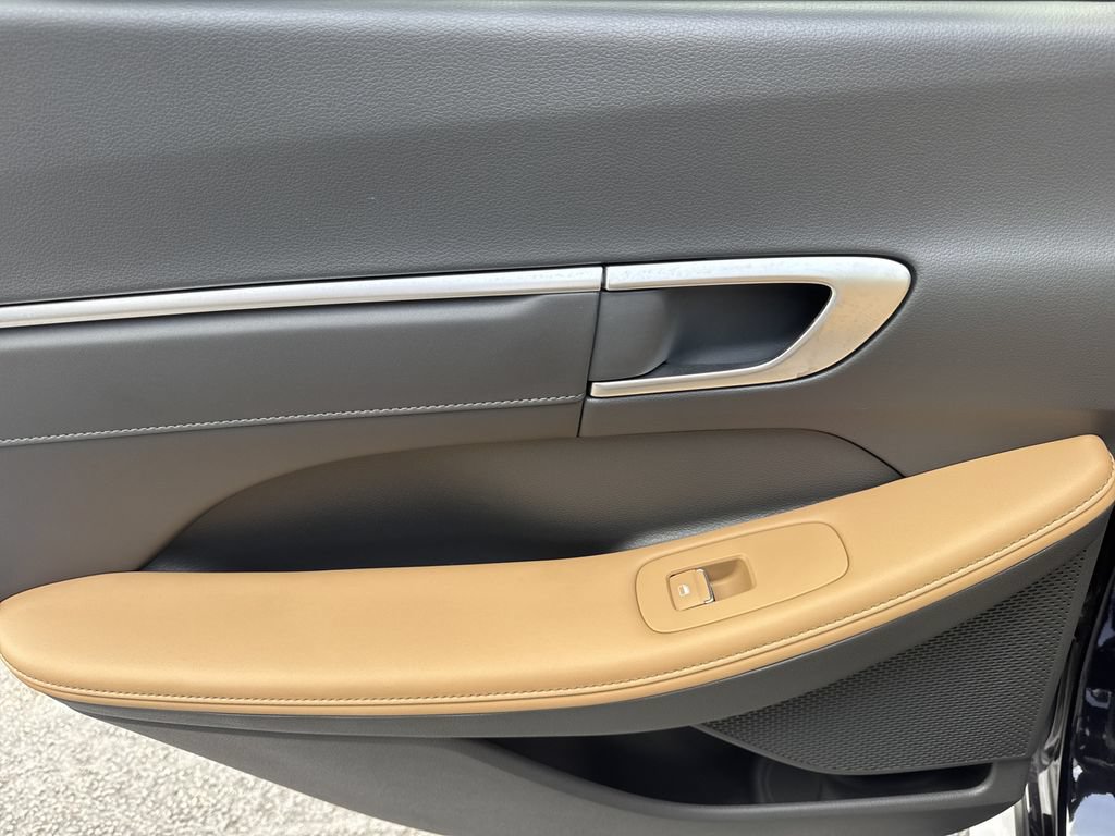 Used 2024 Hyundai Sonata Limited FWD image 20