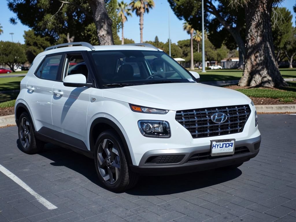 New 2026 Hyundai Venue SEL FWD image 4