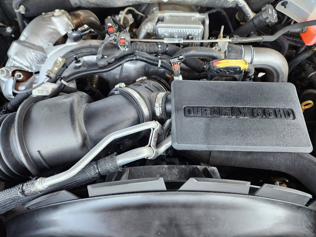 Used 2020 Chevrolet Silverado 3500 LTZ w/ LTZ Texas Edition image 31