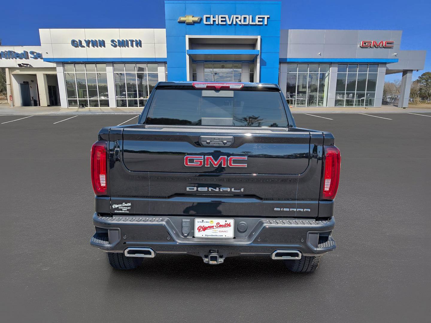 Certified 2025 GMC Sierra 1500 Denali image 9