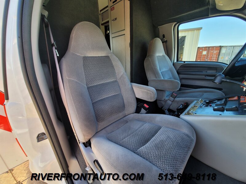 Used 2001 Ford F350 4x4 Regular Cab DRW Super Duty image 30