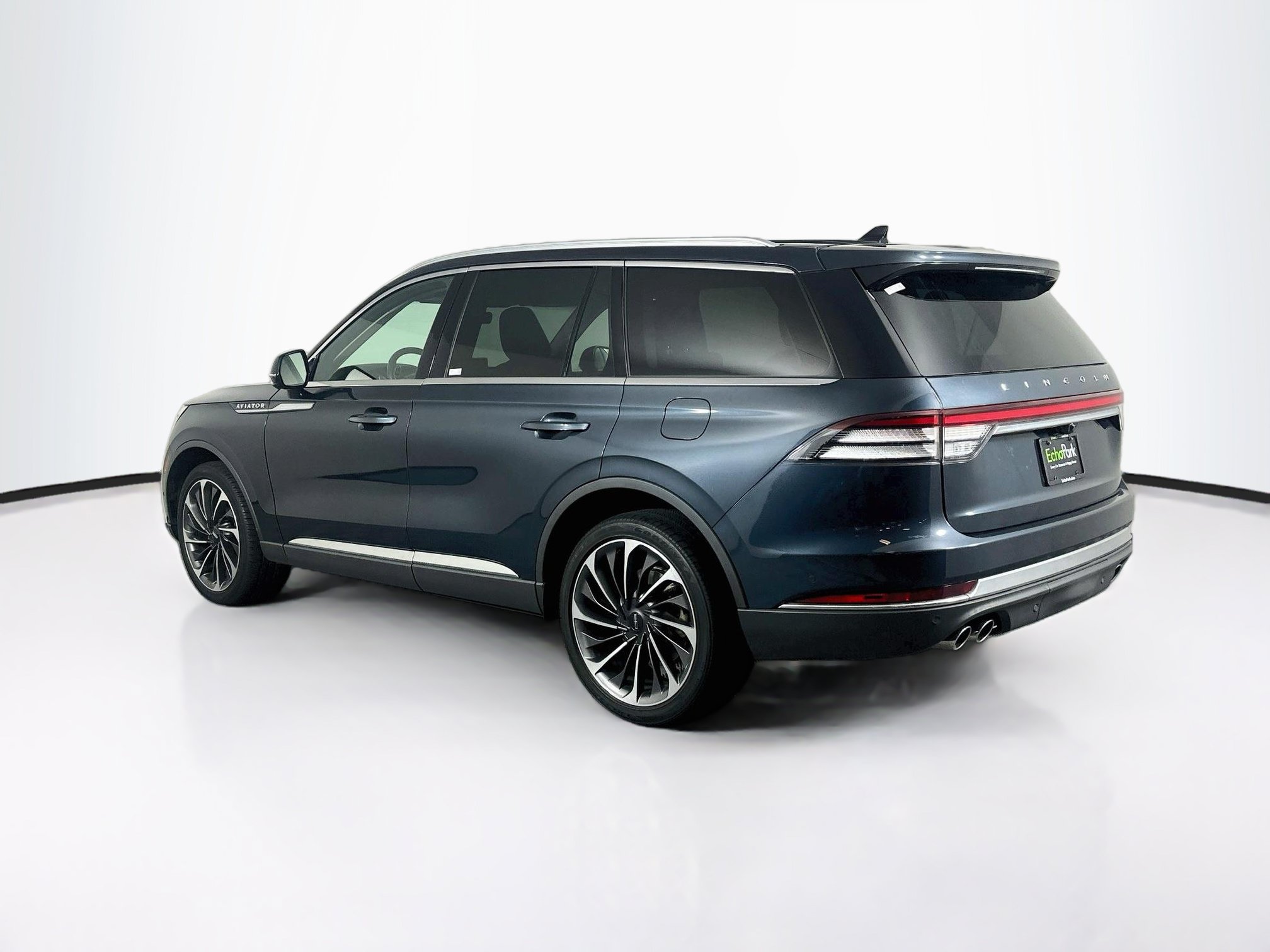 Used 2024 Lincoln Aviator Reserve w/ Equipment Group 201A AWD/4WD image 5