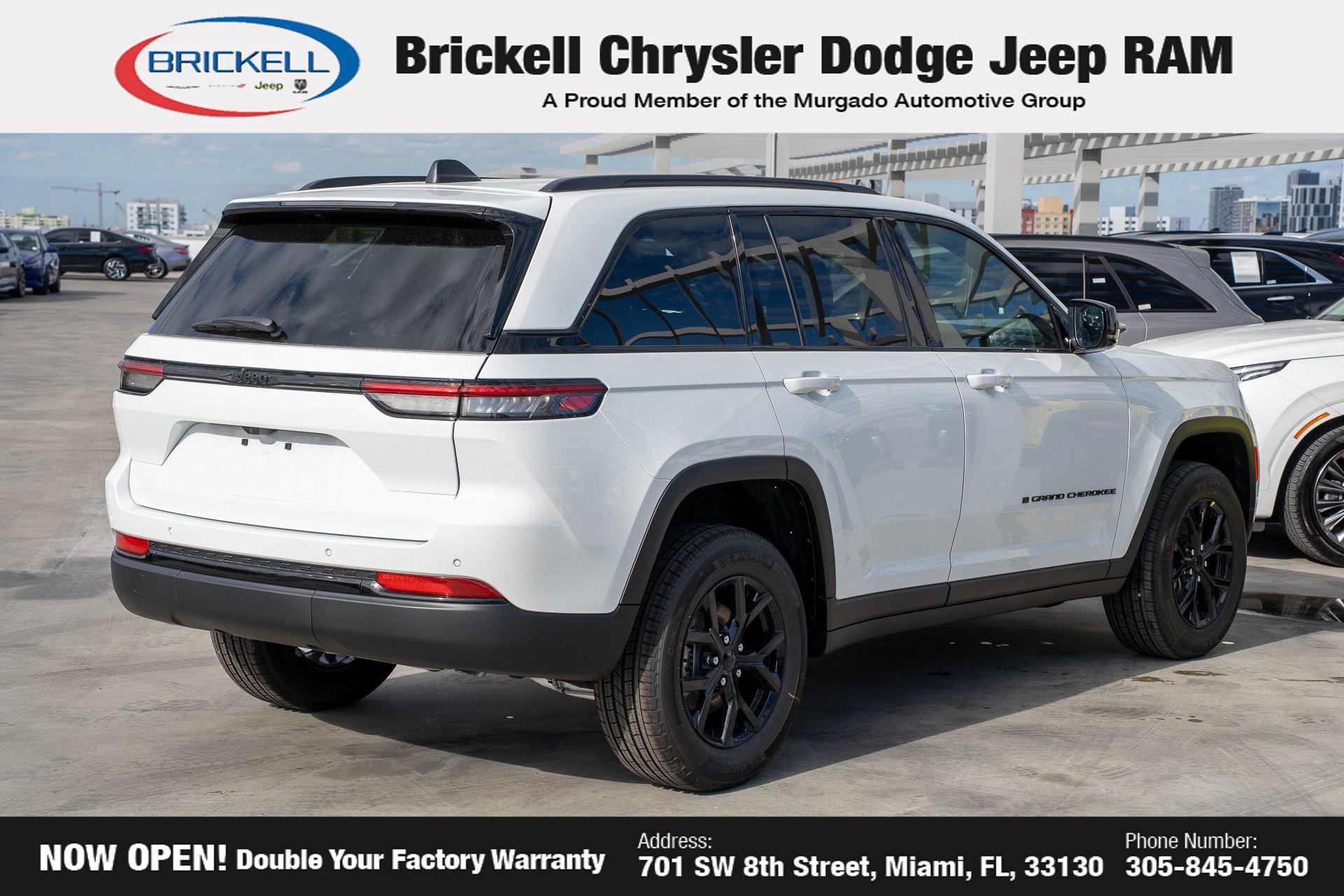 New 2025 Jeep Grand Cherokee Altitude image 5