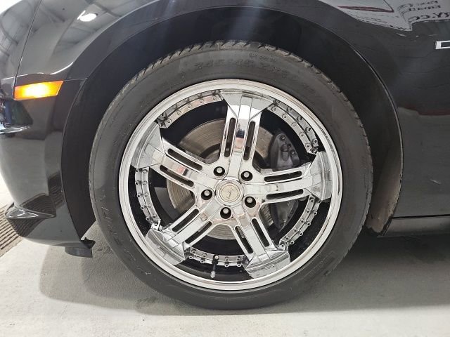 Used 2013 Chevrolet Camaro SS w/ RS Package RWD image 25