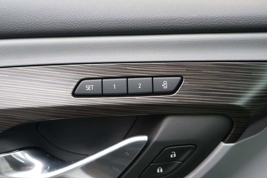 Used 2024 GMC Terrain SLT w/ LPO, Floor Liner Package image 36