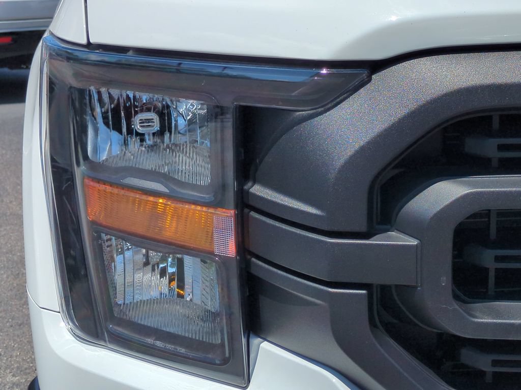 Used 2023 Ford F150 XL RWD image 11