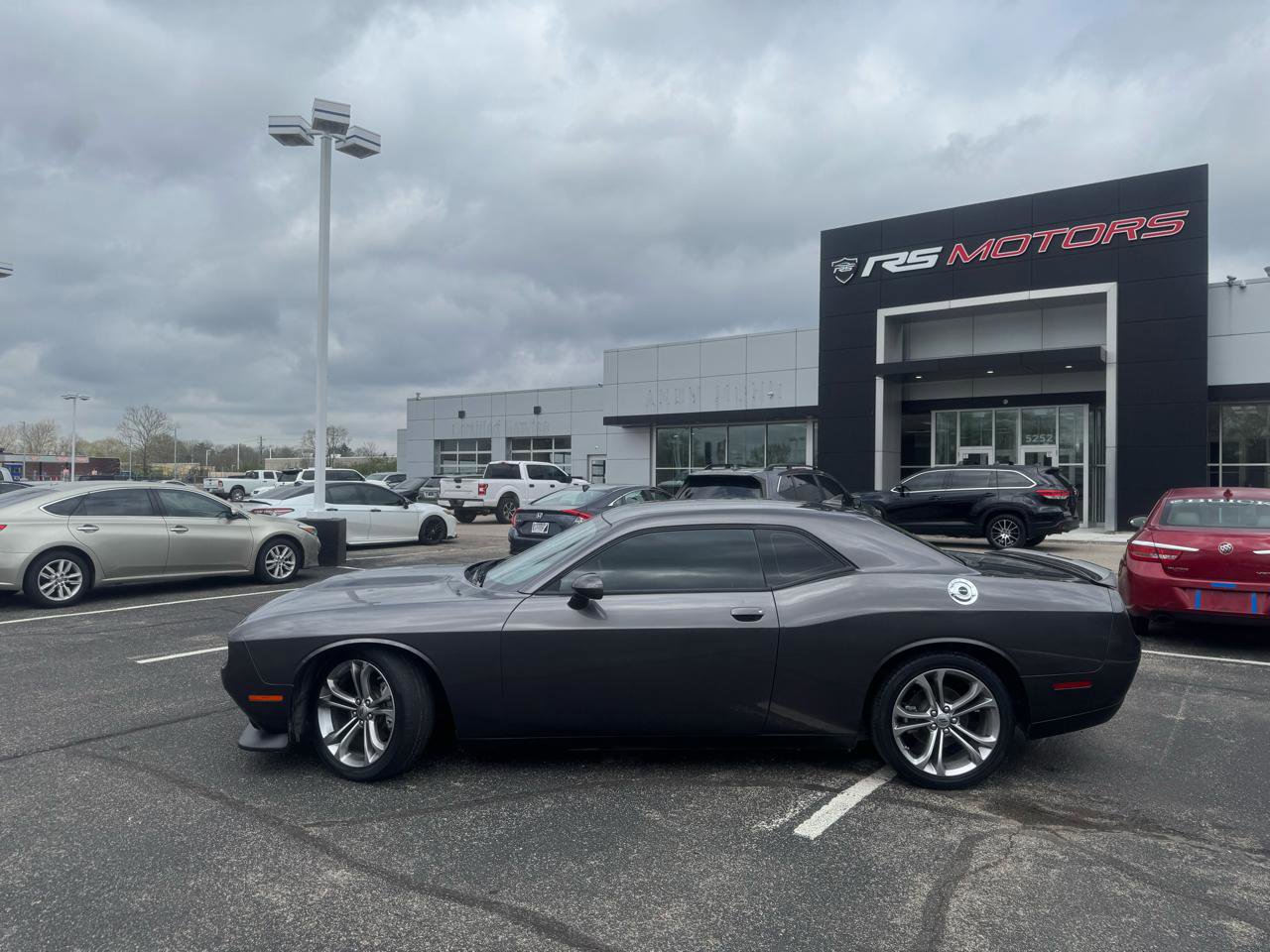 Used 2022 Dodge Challenger GT w/ Plus Package RWD image 4