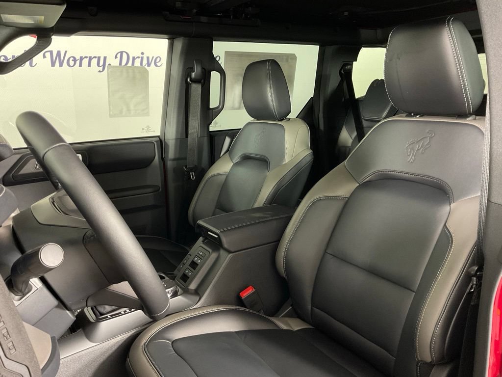 New 2026 Ford Bronco Outer Banks AWD/4WD image 14