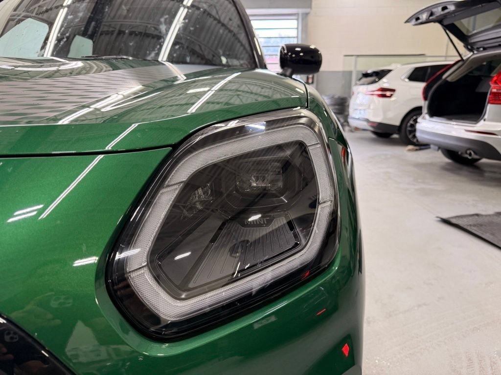 New 2026 MINI Cooper Countryman S w/ Comfort Package Max AWD/4WD image 9