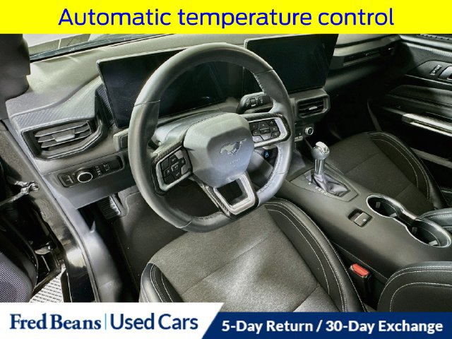 Used 2025 Ford Mustang Coupe RWD image 12
