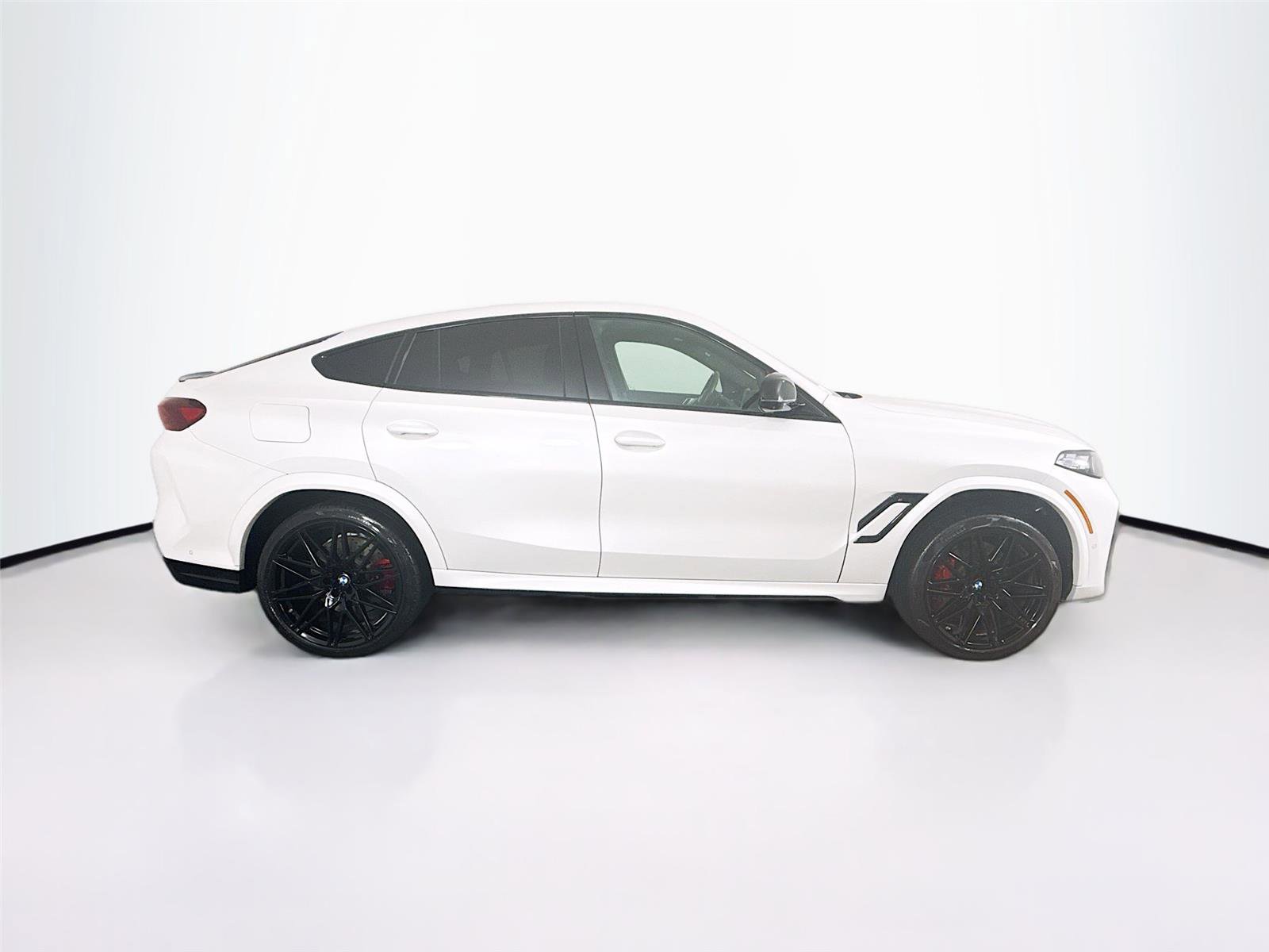 Used 2024 BMW X6 M Competition w/ Executive Package AWD/4WD image 31