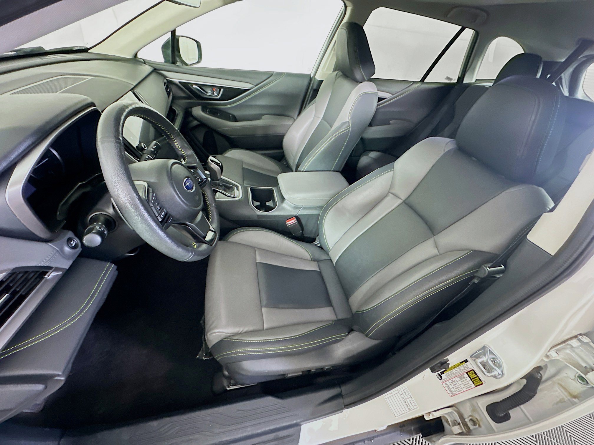 Used 2025 Subaru Outback Onyx Edition AWD/4WD image 13