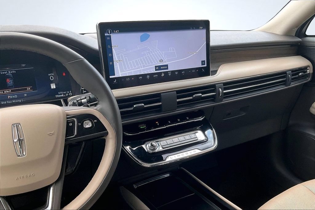 Certified 2023 Lincoln Corsair Reserve FWD image 11