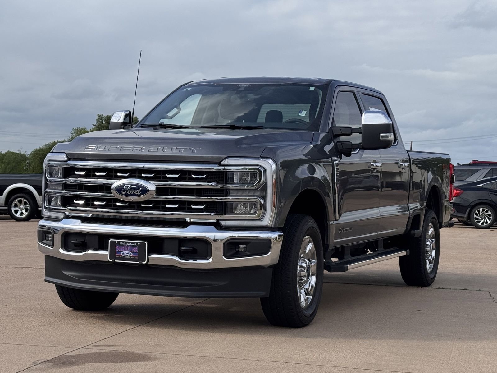 Certified 2025 Ford F250 Lariat w/ Chrome Package image 8