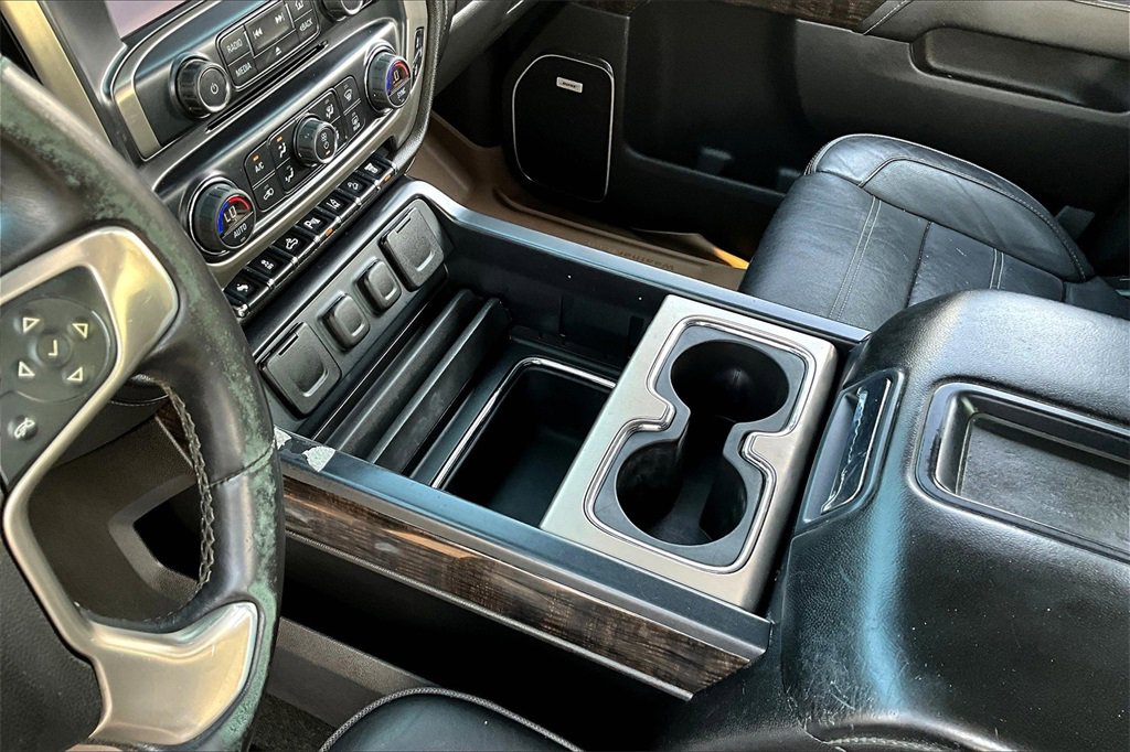 Used 2015 GMC Sierra 3500 Denali w/ Duramax Plus Package image 15