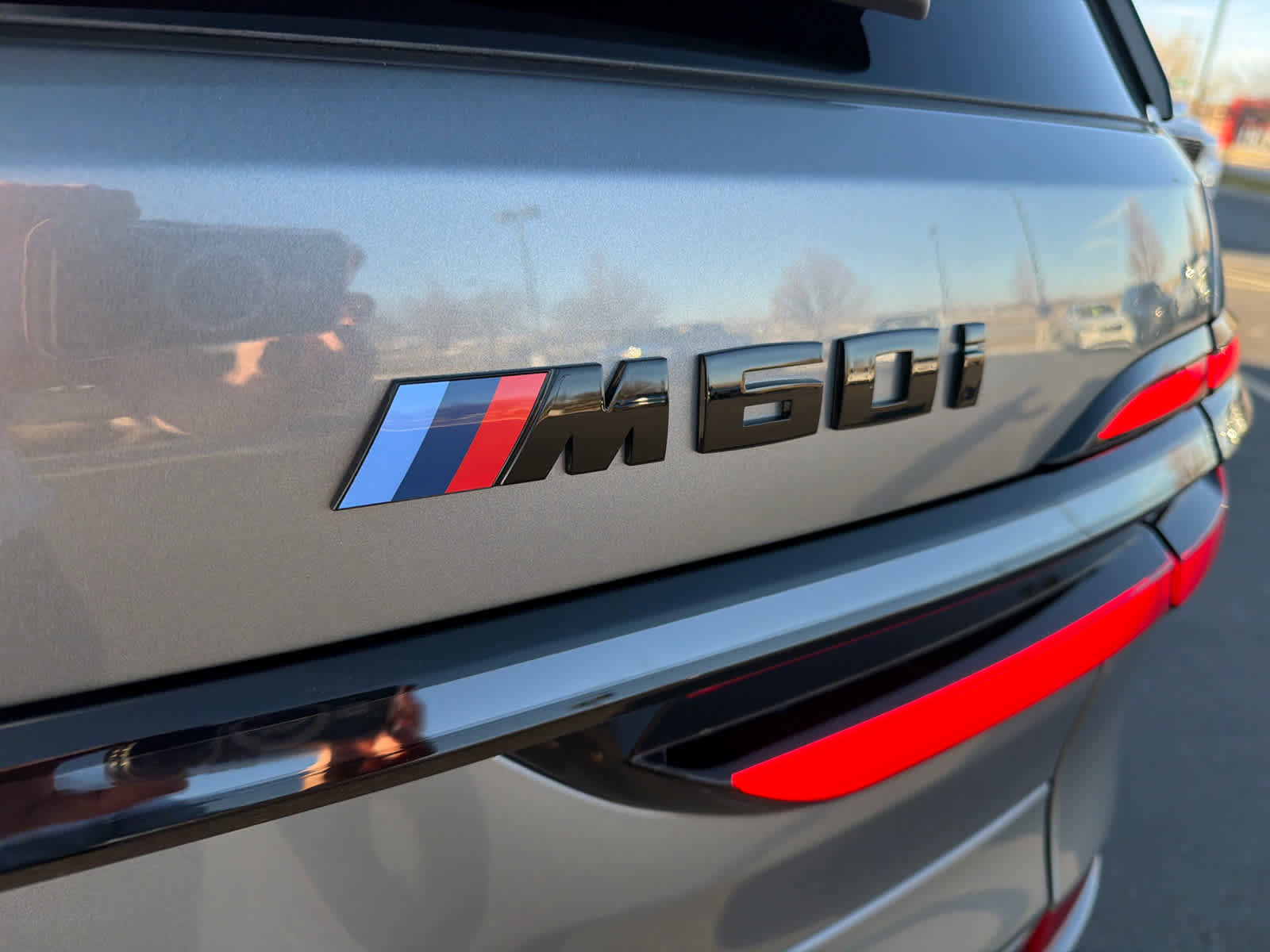 New 2026 BMW X7 M60i image 9