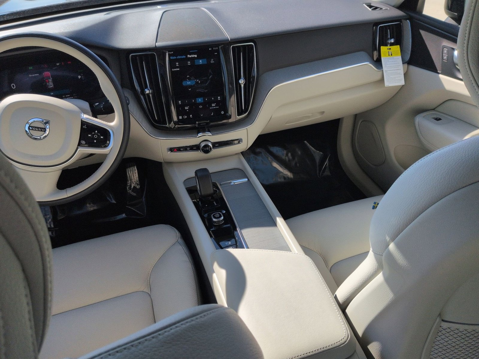 New 2025 Volvo XC60 T8 Plus w/ Protection Package Premier image 23