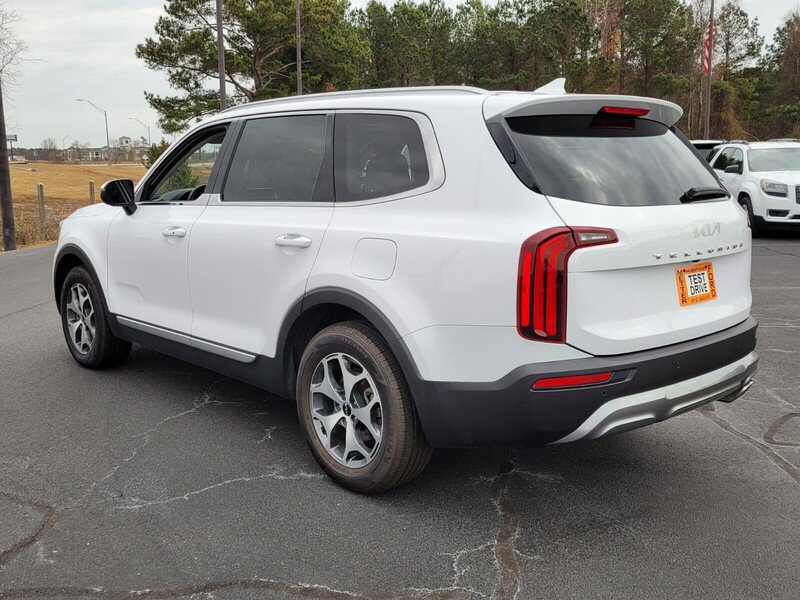 Used 2022 Kia Telluride EX image 8