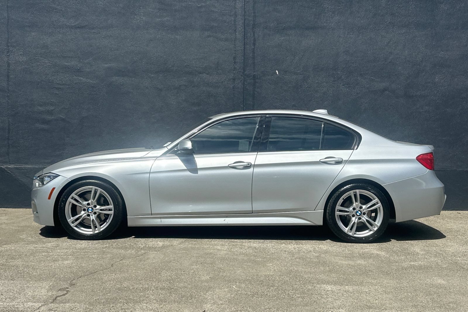 Used 2014 BMW 328i Sedan RWD image 5