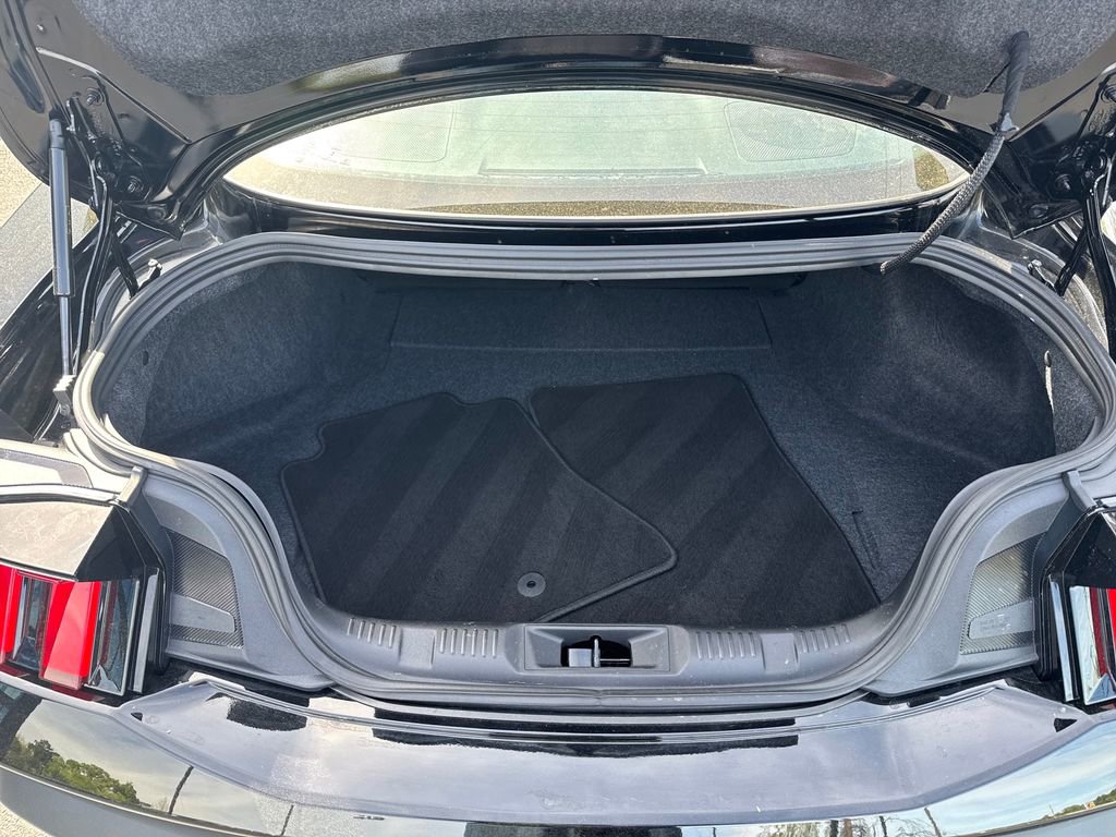 Used 2025 Ford Mustang Coupe image 25