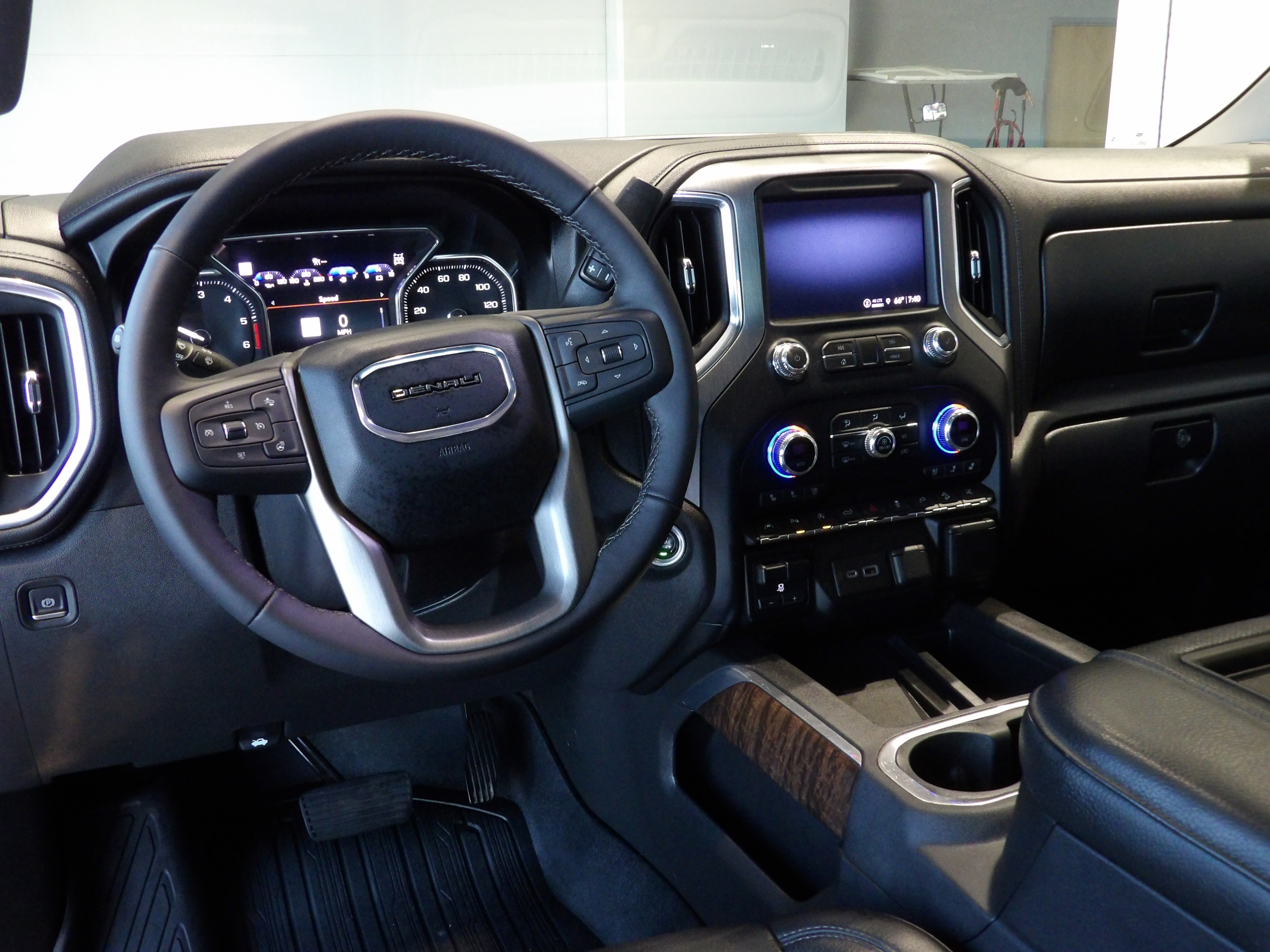 Used 2021 GMC Sierra 1500 Denali w/ Denali Ultimate Package image 18